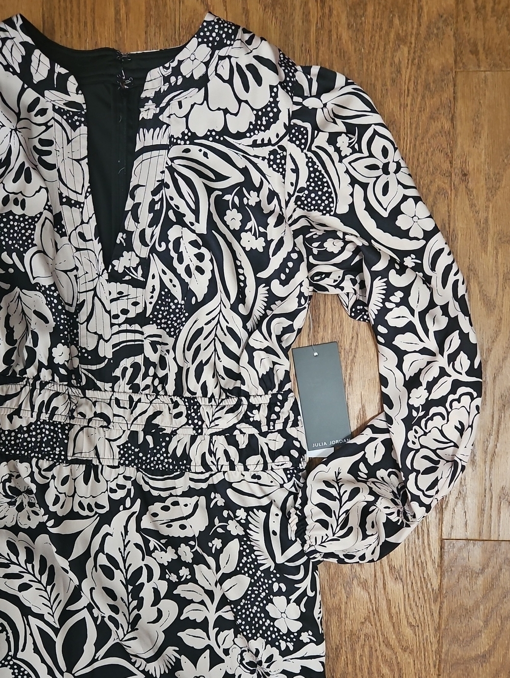 NWT Julia Jordan Black & White Floral Tiered Maxi Dress - Size 8 - Picture 6 of 10